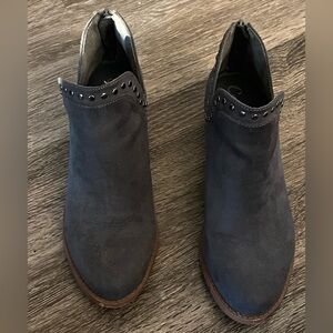 Carlos Bailey Grey Silver Embellished Slit Ankle Booties Women's Sz 7.5